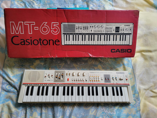 Casio casiotone keyboard - casio,