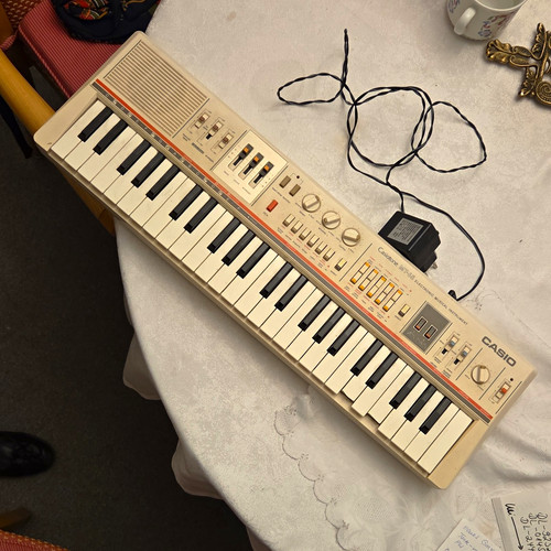 Casio casiotone keyboard - casiotone,