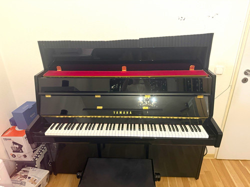 Yamaha klavier schwarz - b1,