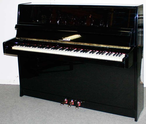 Klavier petrof 115 schwarz - 115,,