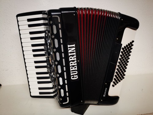 Akkordeon guerrini ramona 72 - ,