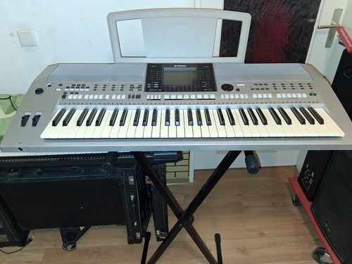 Yamaha psr s900 - yamaha,